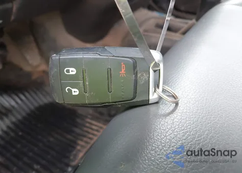 2019 Ram 2500 Tradesman 4X4 8' Box from USA, damaged, VIN 3C6UR5HLXKG585257